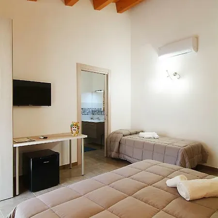 Casa Vacanza Kadigia ゲストハウス